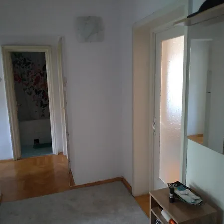 شقة Promenada, 3 Camere, Langa Cazino, Faleza, Acvariu, Port Tomis, Plaja, Piata Ovidiu *