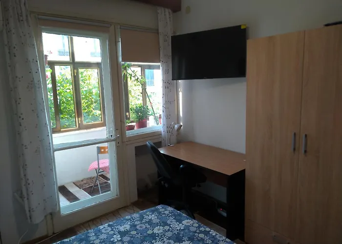 Apartman Promenada, 3 Camere, Langa Cazino, Faleza, Acvariu, Port Tomis, Plaja, Piata Ovidiu