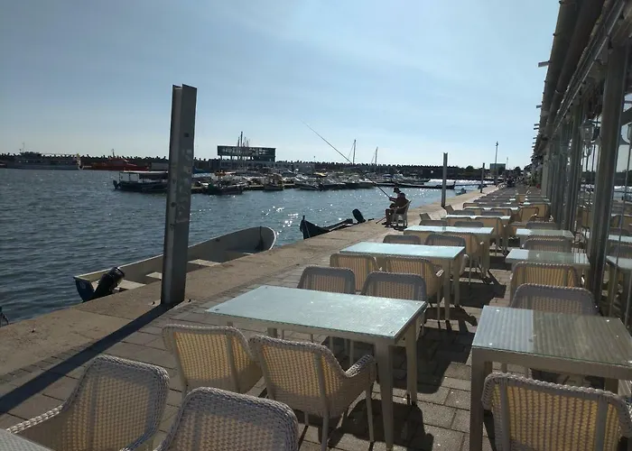 Promenada, 3 Camere, Langa Cazino, Faleza, Acvariu, Port Tomis, Plaja, Piata Ovidiu Konstanca