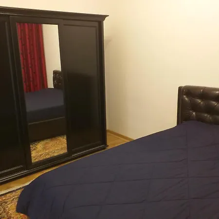 Promenada, 3 Camere, Max 6 Persoane, Locatie Ideala, 10 Min De Mers Pana La Plaja Apartament Constanţa