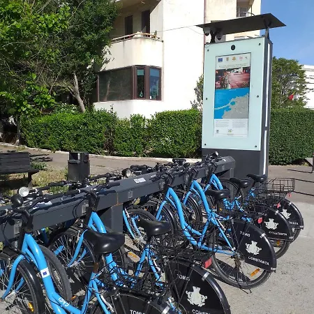 Apartament Promenada, 3 Camere, Max 6 Persoane, Locatie Ideala, 10 Min De Mers Pana La Plaja