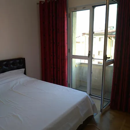 Promenada, 3 Camere, Langa Cazino, Faleza, Acvariu, Port Tomis, Plaja, Piata Ovidiu Constanţa