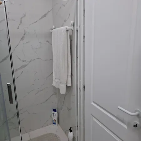 Promenada, 3 Camere, Langa Cazino, Faleza, Acvariu, Port Tomis, Plaja, Piata Ovidiu Lägenhet